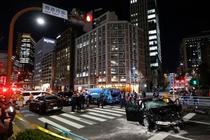 複数台事故、１人重体