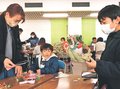 しめ飾り作って正月へ準備　南砺・福野中部まちづくり協が体験会