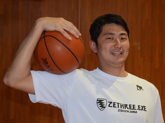 呉羽高教諭の喜入大地<br />馬場雄大らとプレー経て今も現役