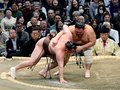朝乃山 投げ技で快勝　大相撲春場所４日目、通算６００回出場 星五分に