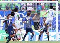 首位湘南に０－１　カターレ