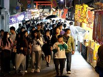 富山で山王まつり　若者や家族連れでにぎわう