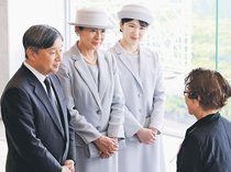 体験者や語り部と非戦の思い確かめ合う　天皇ご一家、沖縄で慰霊