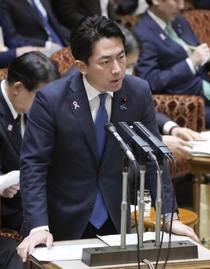 小泉氏、防衛経費対象拡大に意欲