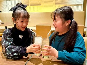 市電を眺めながら乾杯♪ 高級感あふれるメニューが味わえる「ユーロカフェ・エヴー」