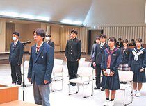 小中高生「最後の１秒まで」　県庁でスポーツの全国大会激励会
