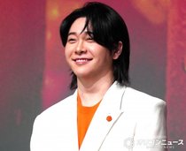 Mrs. GREEN APPLE大森元貴、綾瀬はるから共演者にツッコミ「みんな覚えてないの？」　鈴木亮平「我々はチームワークすごいですから」