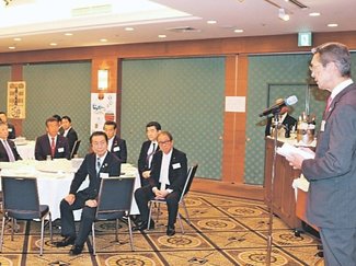 町出身者ら交流　入善ふるさと懇談会