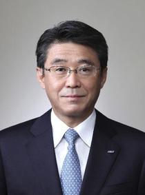 経団連、審議員会議長に片野坂氏