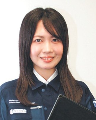 カラフル<br />富山労働基準監督署労働基準監督官・加藤千尋さん