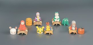 花のお江戸の動物たち（２）<br />「ミニチュア玩具 とんだりはねたり」（ネズミ・ウサギ・虎・カエル・猿）　昭和中期（東京都江戸東京博物館蔵、通期展示）
