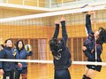 バレーで氷見に元気を　元日本代表・櫻井さん、中学生指導