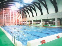 水泳授業、屋内施設に委託　射水市議会、小学校プール改修せず