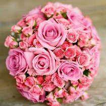 元宝塚の如月蓮、第1子出産を報告　「元気な男の子」を抱くママの姿を披露