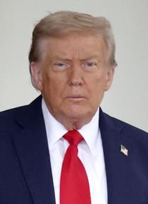 被害者女性と「何時間も」