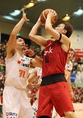 グラウジーズ快勝　新潟に８１－６６
