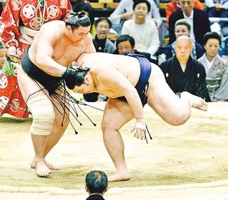 朝乃山３連敗　星五分に