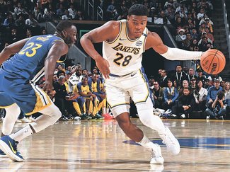 八村１８得点、勝利に貢献