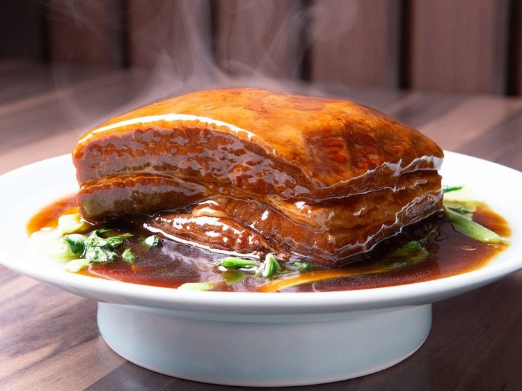 中華居酒屋の巨大角煮！ 焼き肉店のポークステーキ定食！【①