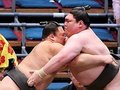 朝乃山力強く５連勝　大相撲春場所９日目