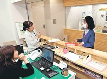 ＜子ども支援の現場から　県の総合窓口開所＞中／全国初の試み<br />４機関連携、一歩ずつ　事案共有、橋渡しも