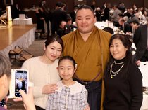 「三役復帰」「２桁勝利」　朝乃山が激励会で語ったこと