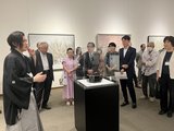 城端蒔絵を継承する歴代の漆品や多彩な活動を紹介した企画展