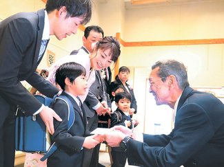 とやま再起動＜５１＞<br />第１０章　「消滅」の瀬戸際（１）“先頭走者”の誤算