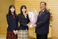 首相が中３アイドルに受験指南