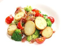 新ジャガとブロッコリーのアーリオ