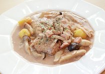 鶏モモのソテーと秋味クリームソース