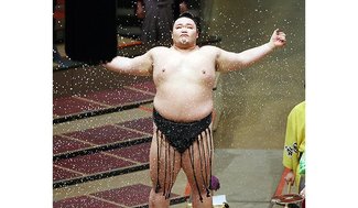 朝乃山、初日は宝富士 ２日目は高安　大相撲春場所