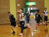 バスケ通じ交流深める　滑川の女子中学生チームとＳＯＮ・富山