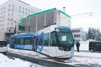 高岡で万葉線脱線　回送中、けが人なし