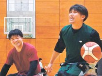 新加入２人、いざ大舞台へ　県車椅子バスケクラブ、春田・岩田さん３月全国大会