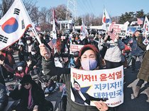 尹韓国大統領の逮捕状請求　高捜庁、戒厳令巡る内乱首謀疑い