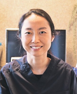 カラフル<br />終活サポート行政書士・看護師・菊地美穂子さん