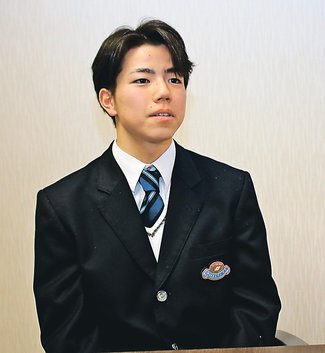 ＜私の１票　高校生・大学生に聞く＞<br />若者が希望持てる社会に　上野彰太さん（１８）新川高校３年・入善町