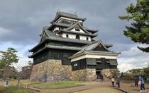 国宝の松江城天守、大規模改修へ