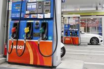 ガソリン価格、年末１６０円も
