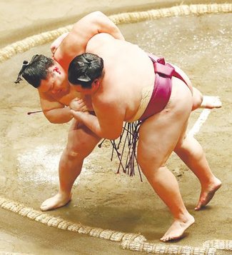 価値ある１０勝目、残り一番「自分の相撲を」