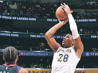 八村４得点５リバウンド　チームは勝利