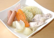 ポテ（鶏とベーコンの野菜煮込み）