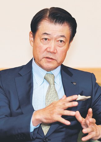 ＜県内トップが語る２０２５年の展望＞３<br />北陸銀行頭取、ほくほくＦＧ社長・中澤宏氏／地域に貢献、一段上へ