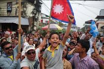 ラッパー候補、前首相破る