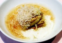 焼きナスと針芋の干し貝柱あんかけ