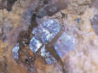 科学の「め」＜９４＞<br /><ruby>人喰谷<rp>（</rp><rt>ひとくいだに</rt><rp>）</rp></ruby>の<ruby>月長石<rp>（</rp><rt>げっちょうせき</rt><rp>）</rp></ruby>