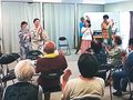 音楽で仮設住宅ほっこり　富山のボランティア、能登で支援活動