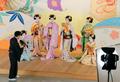 芸舞妓彩り豊かポーズ決め