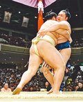朝乃山は初戦敗退　大相撲トーナメント
